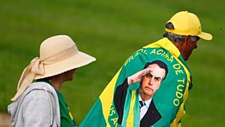 Brezilya'da seçimleri kaybeden popülist lider Jair Bolsonaro taraftarı bir kişi