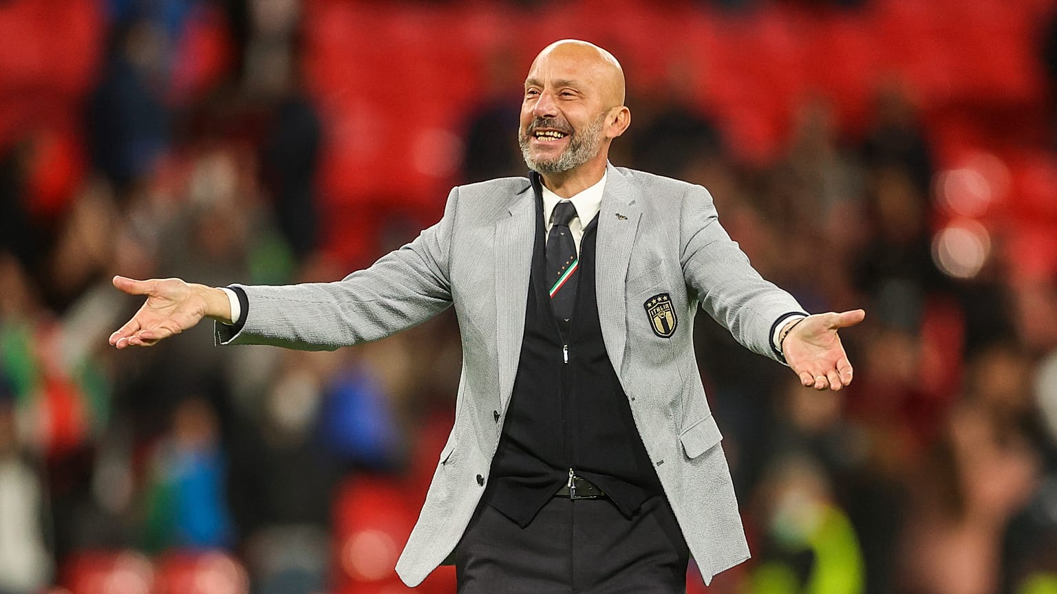 Vialli a 2021-ben rendezett labdarúgó Eb-n, ahol az olasz csapat delegációvezetőjeként vett részt