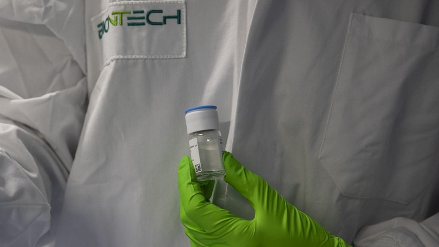 Kansere karşı BioNTech ve İngiltere işbirliği yapacak