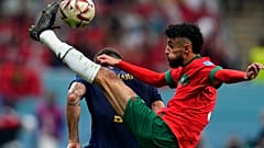 لاعب المنتخب المغربي نصير مزراوي 