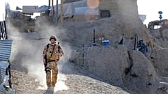 Prens Harry Afganistan'da iki defa görev yaptı