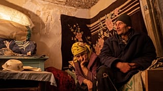 Нина Ильинична и её сын Николай пережили несколько месяцев тяжёлых боёв