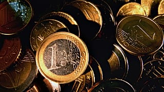 Core inflation gives a more accurate description of the economy because it excludes the volatile prices of food and energy.