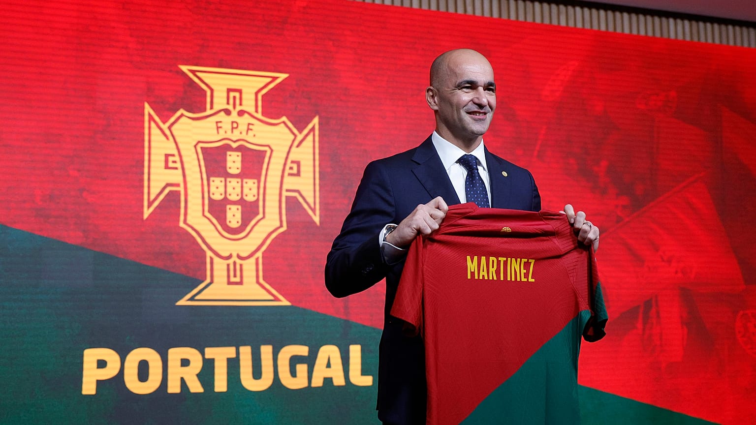 Roberto Martínez com a camisola de Portugal