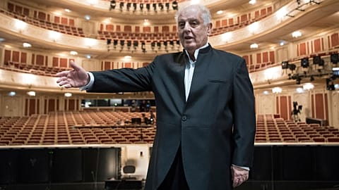 Daniel Barenboim leaves Berlin Staatsoper job after 30 years