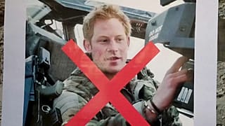 Una croce su Harry, sui giornali afghani. 