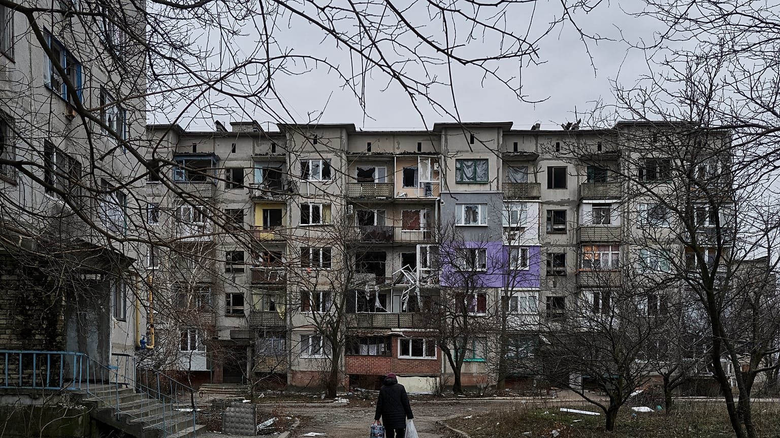 Последствия обстрелов Соледара