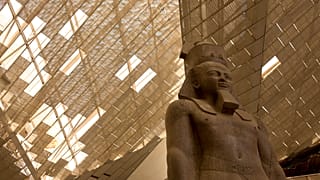 Arşiv - 2. Ramses'in Giza'dakii Büyük Mısır Müzesi'nde sergilenen heykeli