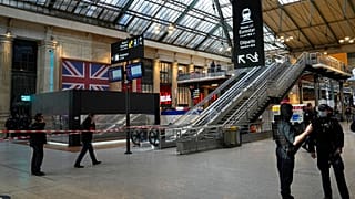 Gare du Nord Paris'in en büyük tren istasyonu