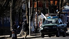 نفذت القوات الأمنية طوقاً أمنياً حول مكان الحادث
