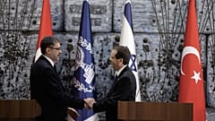Türkiye’nin Tel Aviv Büyükelçisi Şakir Özkan Torunlar, güven mektubunu Herzog'a sundu