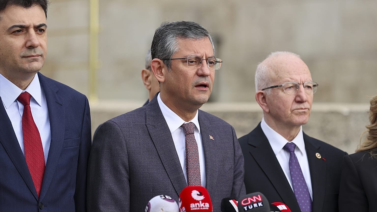 CHP Grup Başkanvekili Özgür Özel açıklama yaptı