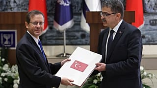 سفیر جدید ترکیه استوارنامه خود را به رئیس جمهوری اسرائیل تقدیم کرد