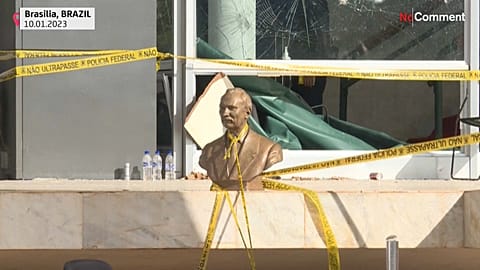 Artwork damaged by rioters in Brasilia