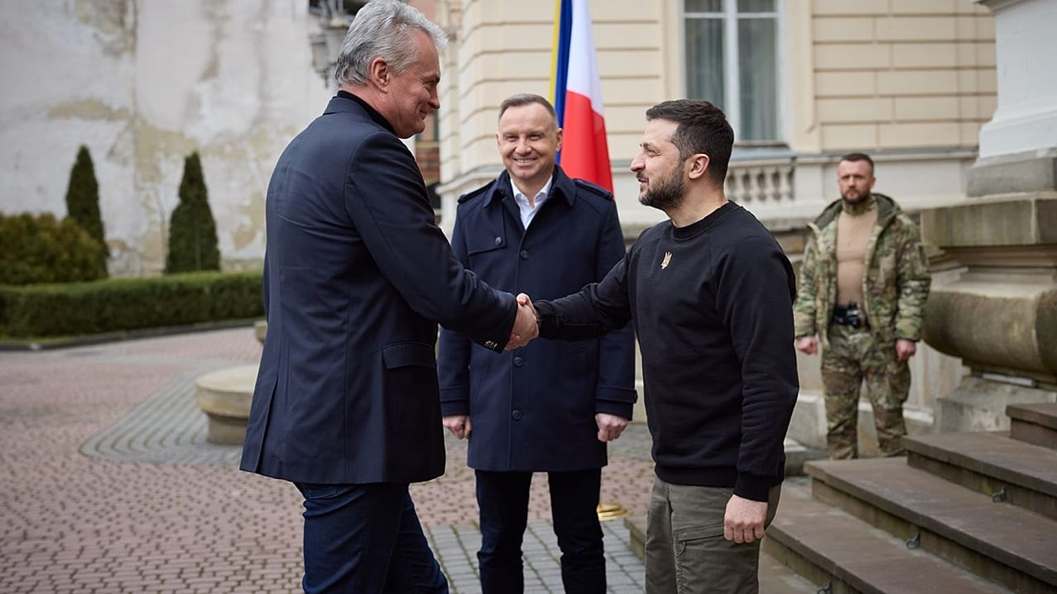 Incontro a tre: Nausėda, Duda, Zelensky. (Leopoli, 11.1.2023)