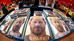 Prens Harry'nin yazdığı "Spare" adlı anı kitabı 