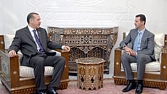 الرئيسان السوري بشار الأسد والتركي رجب طيب إردوغان في دمشق عام 2006 