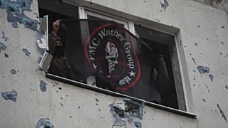 وكان قائد مجموعة فاغنر الروسية يفغيني بريغوجين قد أكد صباح الأربعاء أن مقاتليه سيطروا على سوليدار.