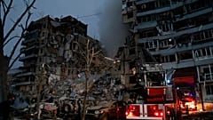 Zerstörtes Hochhaus in Dnipro, 14.1.2022