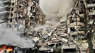 L'immeuble de Dnipro frappé par des tirs russes le 14 janvier 2023. Image délivrée par l'administration régionale de Dnipro.