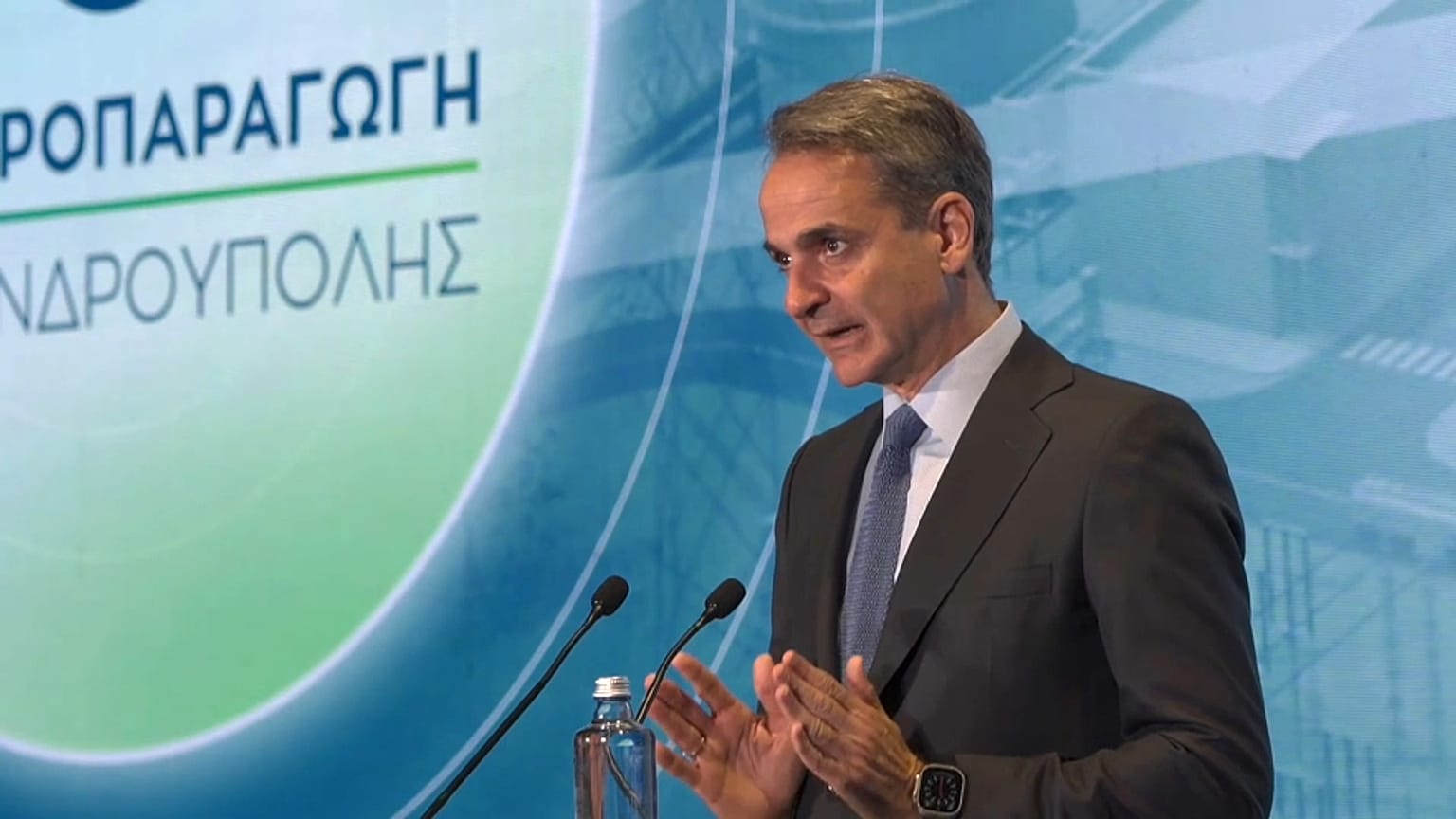 Kyriakos Mitsotakis, premier ministre grec, lors de la présentation de la construction de la nouvelle centrale d'Alexandropouli, le 14 janvier 2023