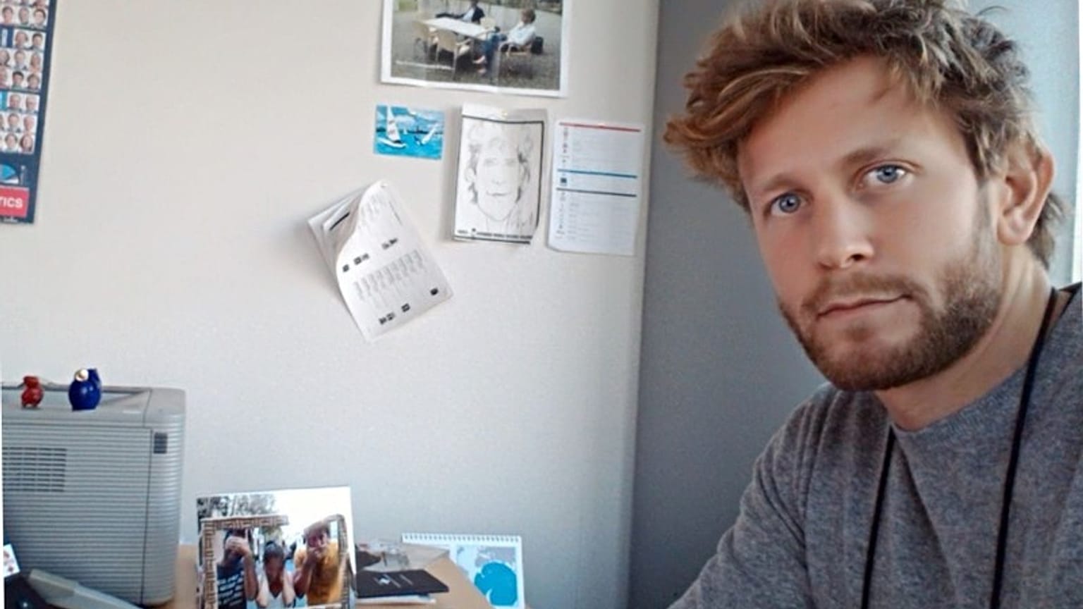 Francesco Giorgi è assistente parlamentare dell'eurodeputato del Pd Andrea Cozzolino