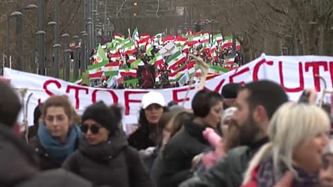 12.000 people gather in strasbourg in support of Iranian protestors