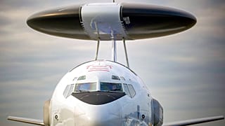  Avión de vigilancia AWACS de la OTAN
