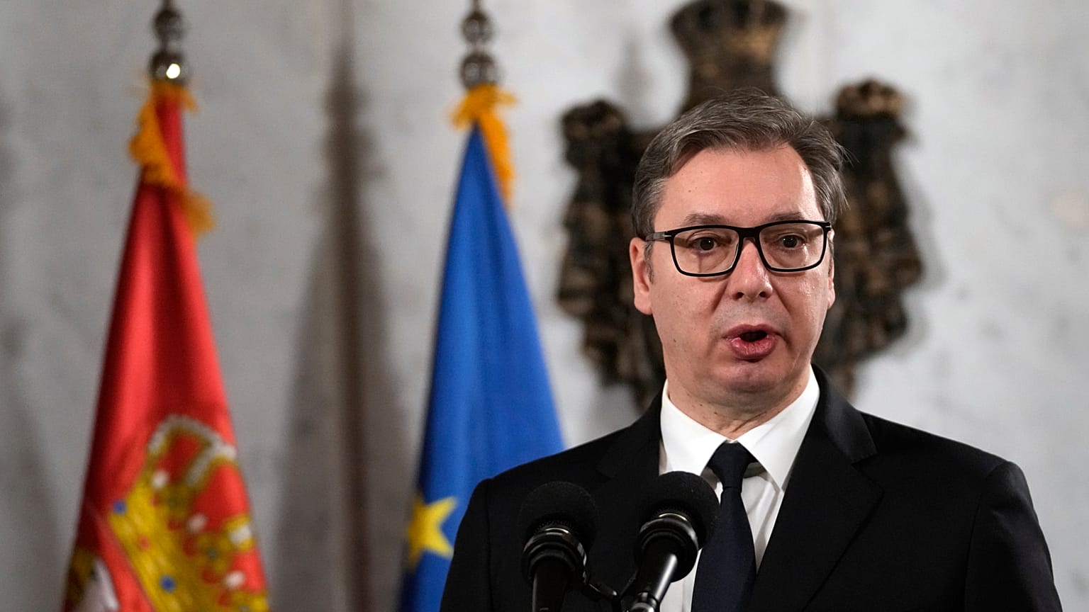Aleksandar Vucic habla durante una rueda de prensa tras reunirse con el enviado de la Unión Europea Miroslav Lajcak, en Belgrado, Serbia, el 20 de enero de 2023. 