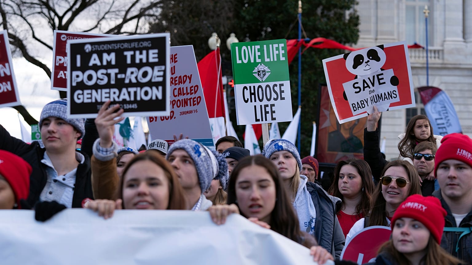 Activistas antiabortistas se concentran frente al Tribunal Supremo de Estados Unidos durante la 'Marcha por la Vida' en Washington, el 20 de enero de 2023. 