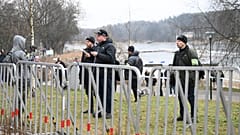  Ультраправый активист из Дании проводит пикет у посольства Турции в Стокгольме, 21 января 2023 года.