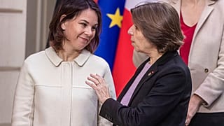 Annalena Baerbock német külügyminiszter és Catherine Colonna francia külügyminiszter Párizsban