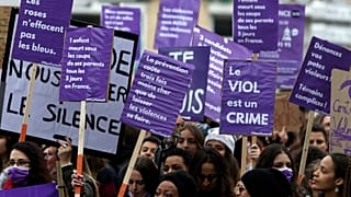 Fransa'da cinsiyet ayırımcılığına yönelik protesto