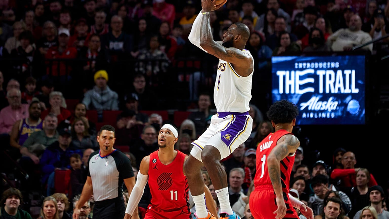 LeBron James Portlandben is a légtér ura