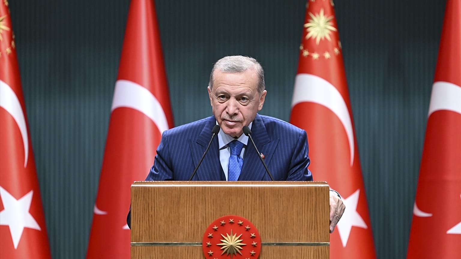 Cumhurbaşkanı Recep Tayyip Erdoğan, Cumhurbaşkanlığı Kabine Toplantısı'nın ardından açıklamalarda bulundu