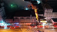 Karaköy'deki Surp Pırgiç Ermeni Katolik Kilisesi'nin lojman kısmında çıkan yangın itfaiye ekiplerince söndürülürken, hayatını kaybedenlerin sayısı ikiye yükseldi