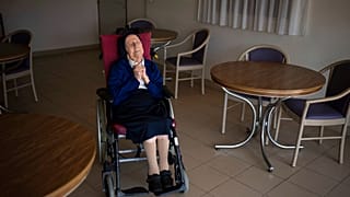 Dünyanın en yaşlı insanı unvanına sahip 118 yaşındaki Fransız rahibe Lucile Randon 18 Ocak 2023'te yaşamını yitirdi
