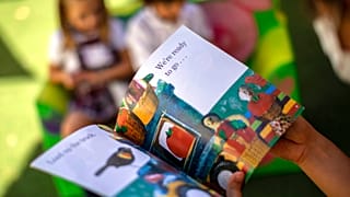 Mensa'nın en genç üyesi Teddy Hobbs 2 yaşında okumayı kendi kendine söktü