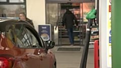 Rengeteg magyar tankol Szlovákiában Fotó: Rónay Ferenc 