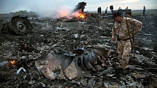 Restos del avión MH17 en Pervomaiskyi, Ucrania 14/7/2014