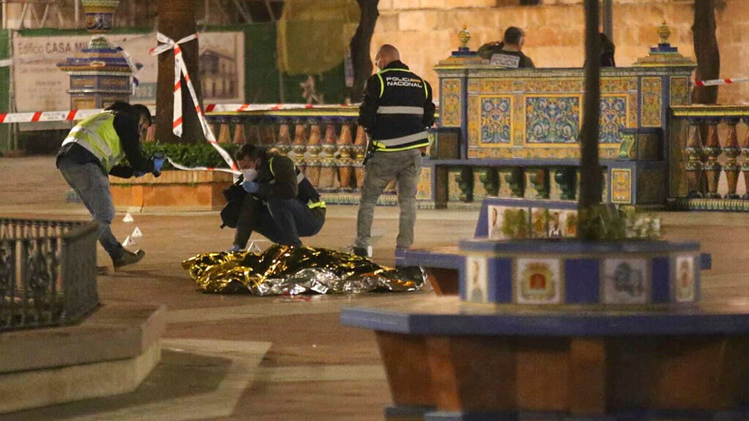 İspanya'nın Algeciras kentindeki iki kiliseye saldırı 