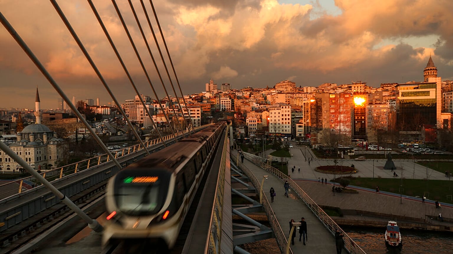 Avrupa İmar ve Kalkınma Bankası2022'de 1,63 milyar euro ile en fazla Türkiye'deki projelere destek verdi.
