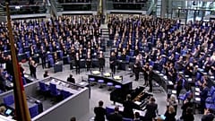 Megemlékezés a berlini Bundestagban a holokauszt-emléknapról 2023.01.27-én.