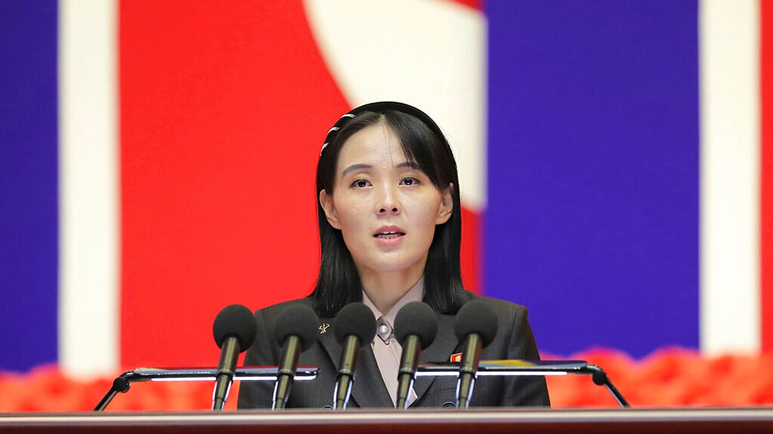 Schwester von Nordkoreas Machthaber: Kim Yo-jong wettert gegen die USA