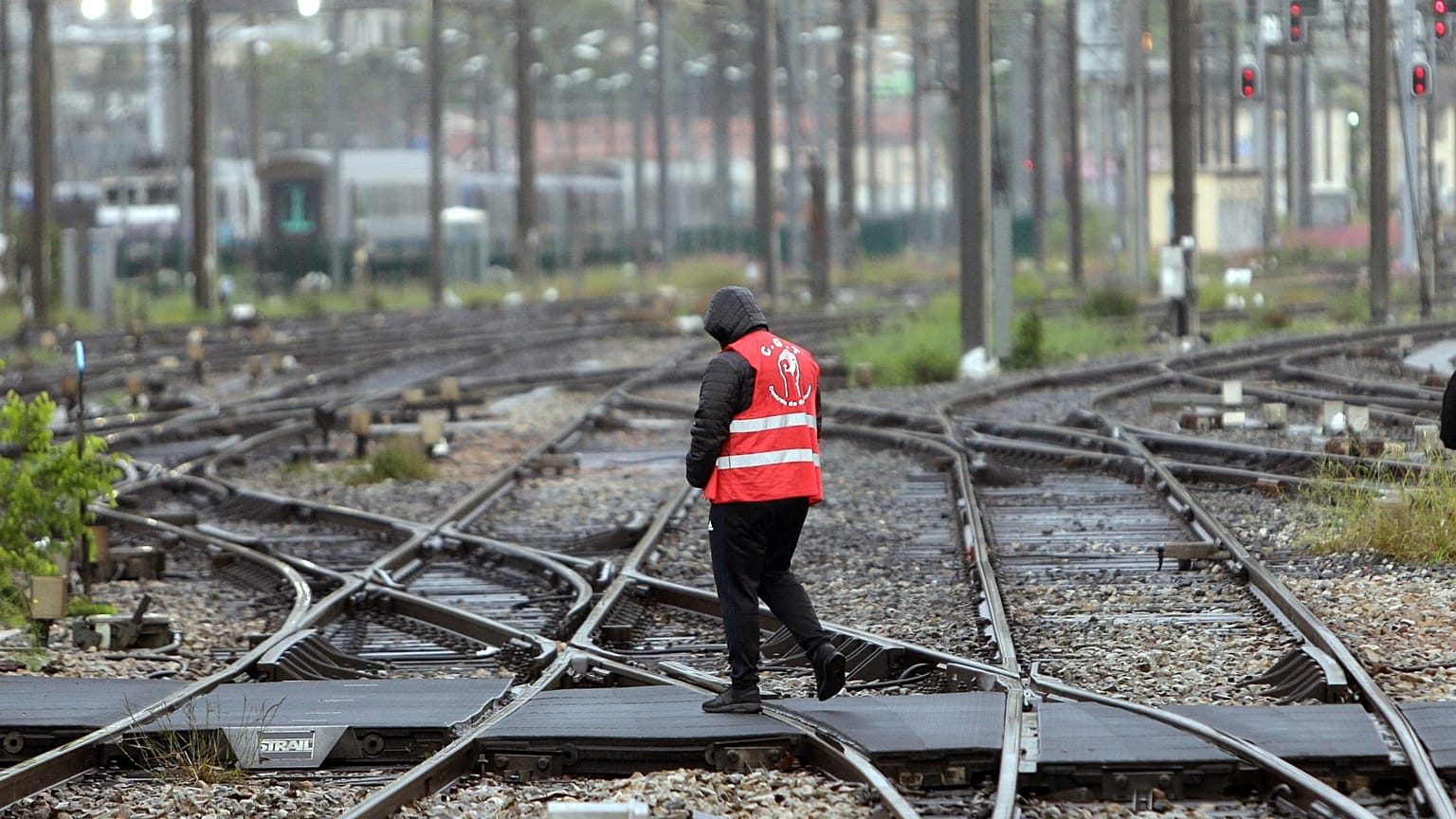 Fransa'nın Marsilya şehrinde tren istasyonu