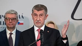 Андрей Бабиш признал поражение