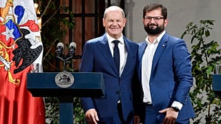Президент Чили Габриэль Борич и канцлер ФРГ Олаф Шольц