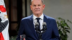 Канцлер Германии Олаф Шольц заявил, что его страна не будет поставлять истребители Украине.