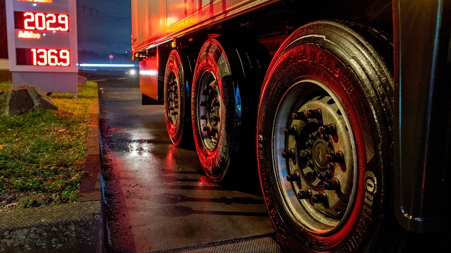A European ban on imports of diesel fuel and other products made from crude oil in Russian refineries takes effect Feb. 5