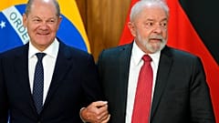 Olaf Scholz (sinistra) e Lula da Silva